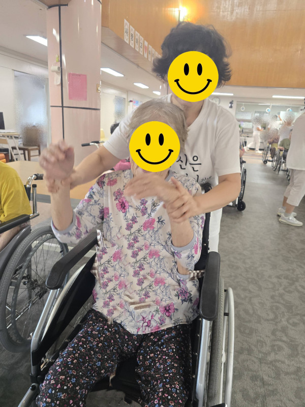 428882a4495ee904cc9c5a4569da0eab_1787033434_5852.jpg